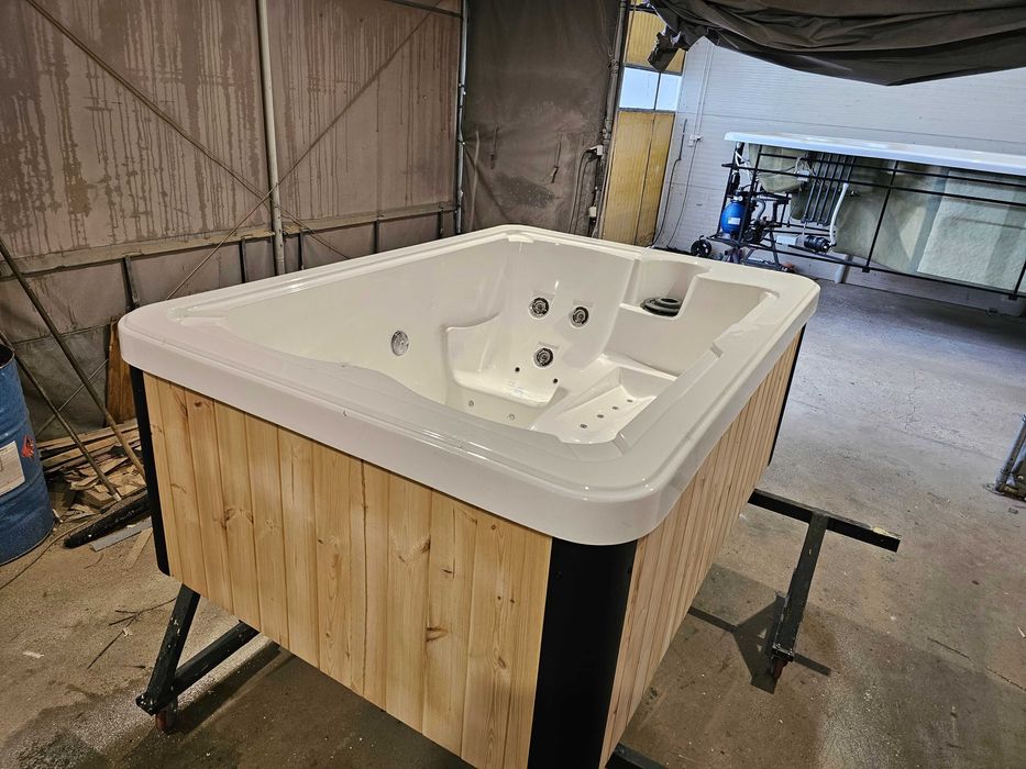 Jacuzzi SLIM 3os mini balia spa hot tub EUROLINE