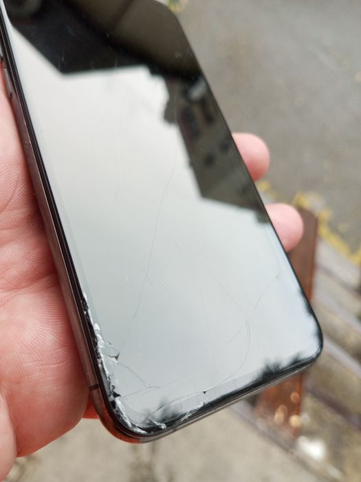 Iphone xs в рабочем состоянии
