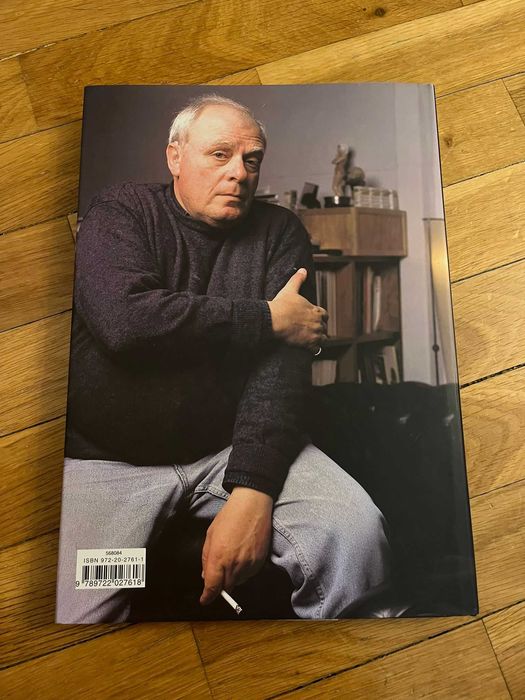 Livro"António Lobo Antunes" Fotobiografias