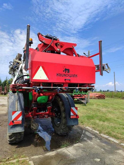 OPRYSKIWACZ ciągany krukowiak