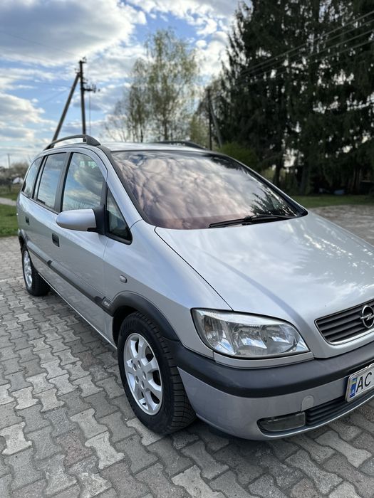 Opel Zafira 2.0 Дизель