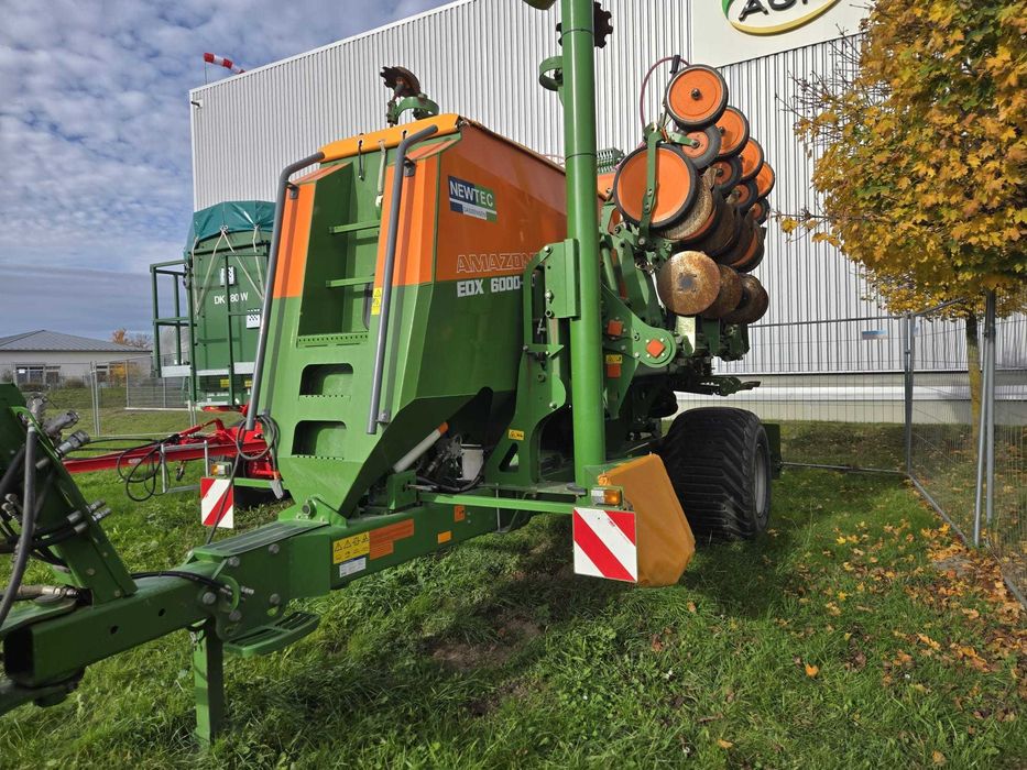 Siewni do kukurydzy Amazone ed - x 6000 TC 8 rzędowy 2011 rok