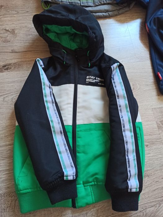 Kurtki chłopięce dziecięce paka cały sezon 128