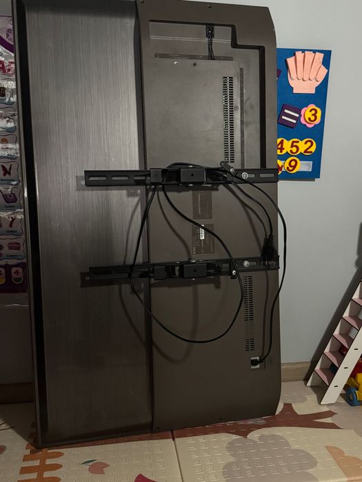 Продам не робочий телевізор