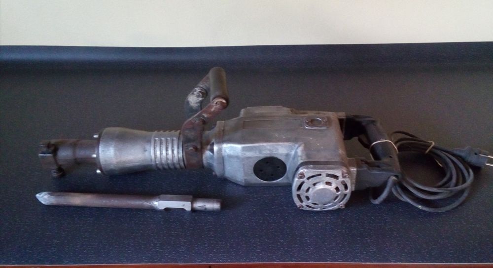 Reparação de máquinas eléctricas e pneumáticas