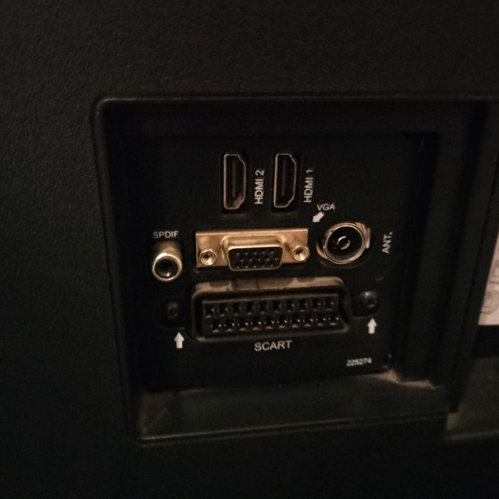 Telewizor TECHNIKA 43 cale