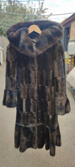 Шуба из искусственного меха