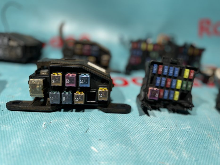 Ford Ranger блок предохранителей Форд Рангер 99-2006р 2.5d