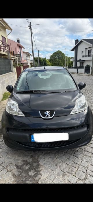 Peugeot 107 a gasolina nacional