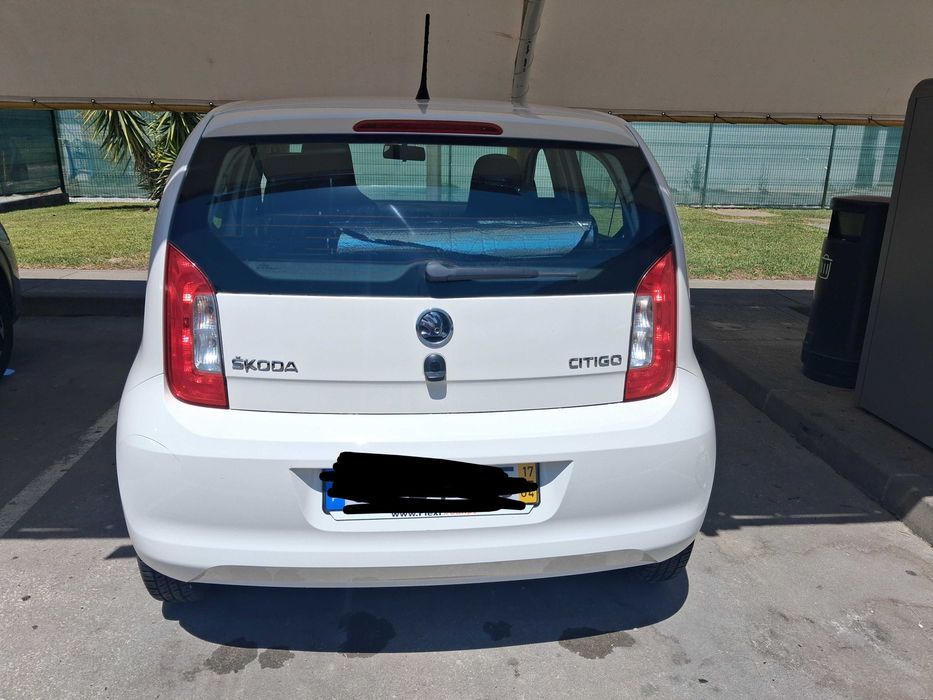 Vendo Skoda Citigo Active 2017 , 141 mil km, gasolina,  IUC e inspeção 2026 pagos. Não reservo!