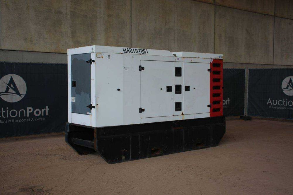 Gerador SDMO R22C3 Diesel 22kVA 2011