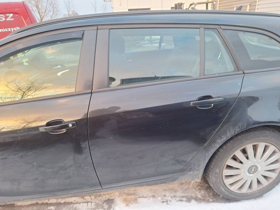 DRZWI KOMPLETNE LEWY TYŁ OPEL INSIGNIA A Z22C KOMBI