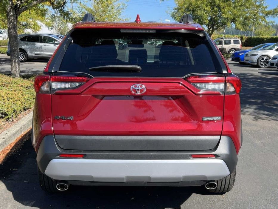 Toyota RAV4 Adventure      2022