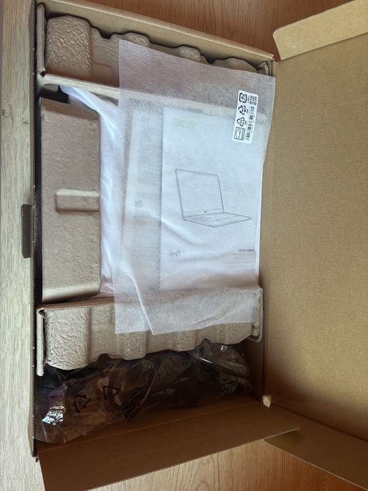 Laptop Acer Swift 1 Różowy