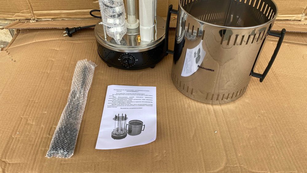 Электрошашлычница на 6 шампуров с таймером. Помощница. Новая в коробке