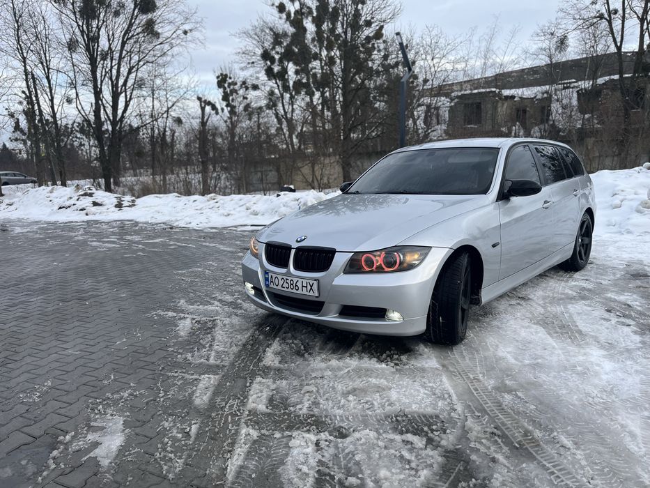 Продам BMW e91 320d