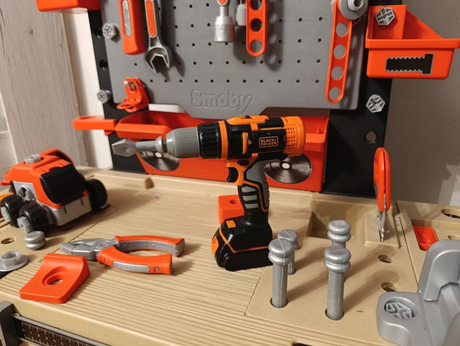 Warsztat Black+Decker Bricolo Center