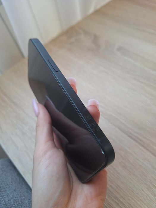 iPhone 13 128GB czarny