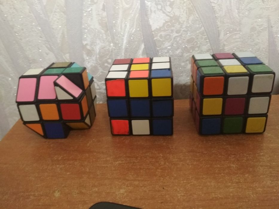 Кубик Рубика бу.