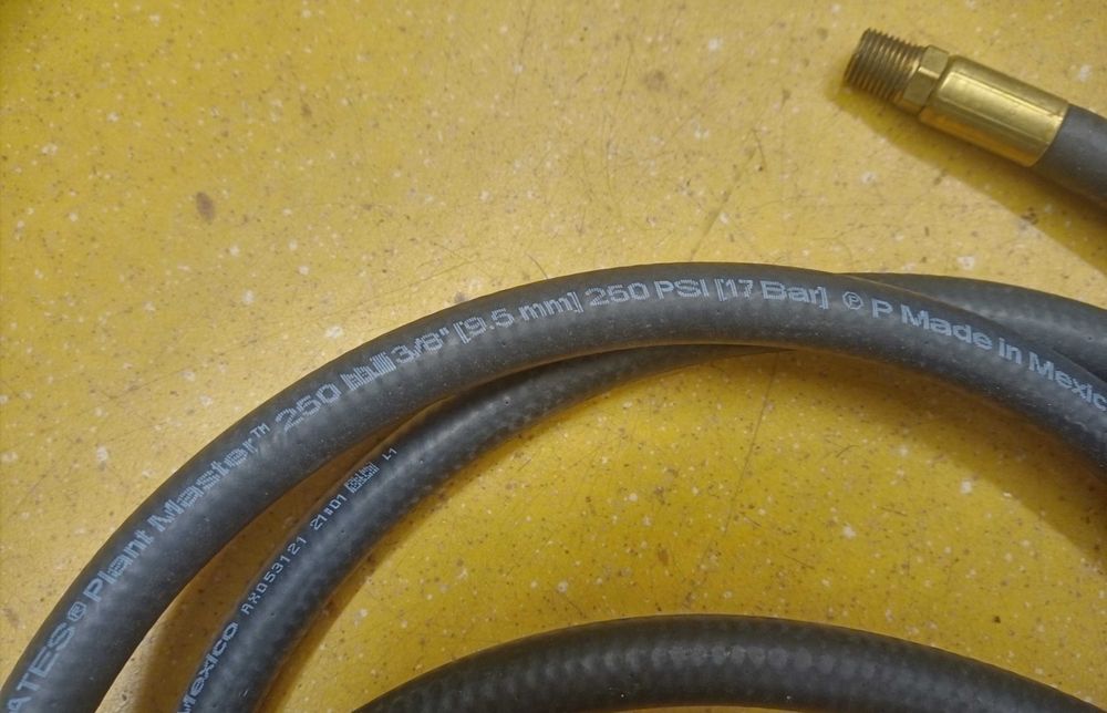 Przewody, węże pneumatyczne Gates.