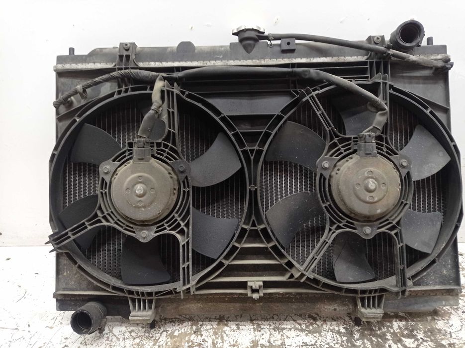 Nissan Almera Tino 2.2 D Chłodnica Wody Wentylator Wentylatory Kpl