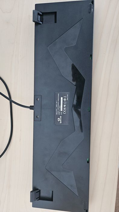 Teclado mecânico redragon layout ABNT2