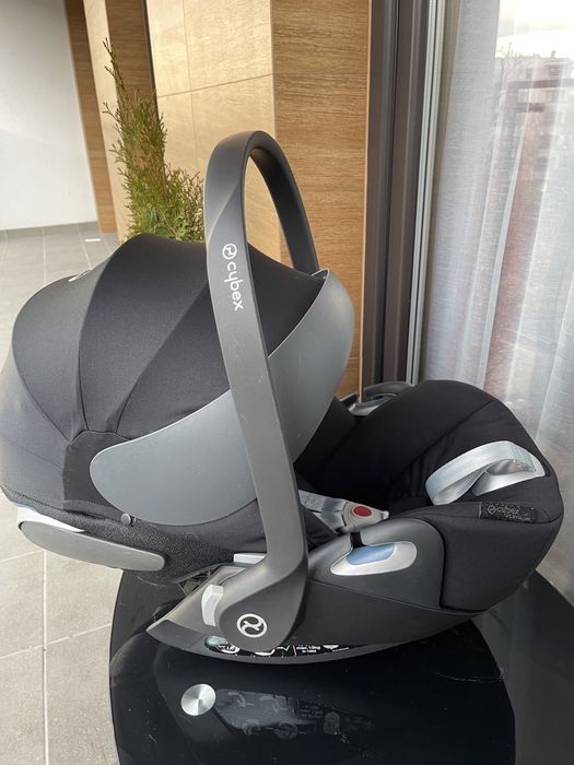 Cybex Cloud Z I-size Deep Black на гарантии