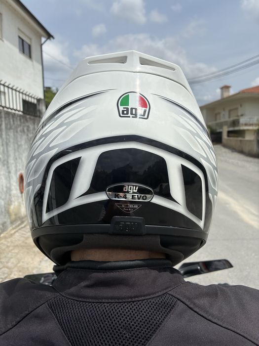 Capacete AGV  k,4 como novo