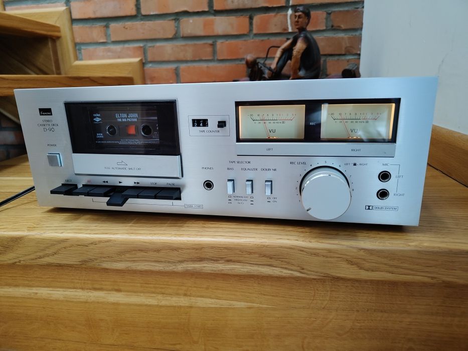 Magnetofon Sansui D-90