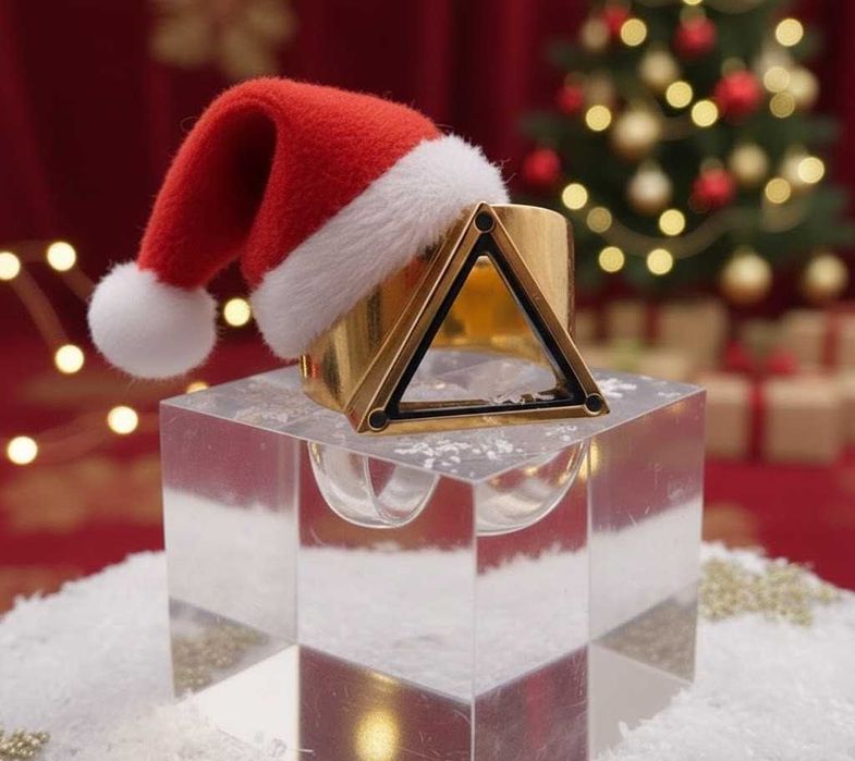 Anel em Ouro 19.2k (800) Triângulo 3D  – Tam. 50 – 9,9g