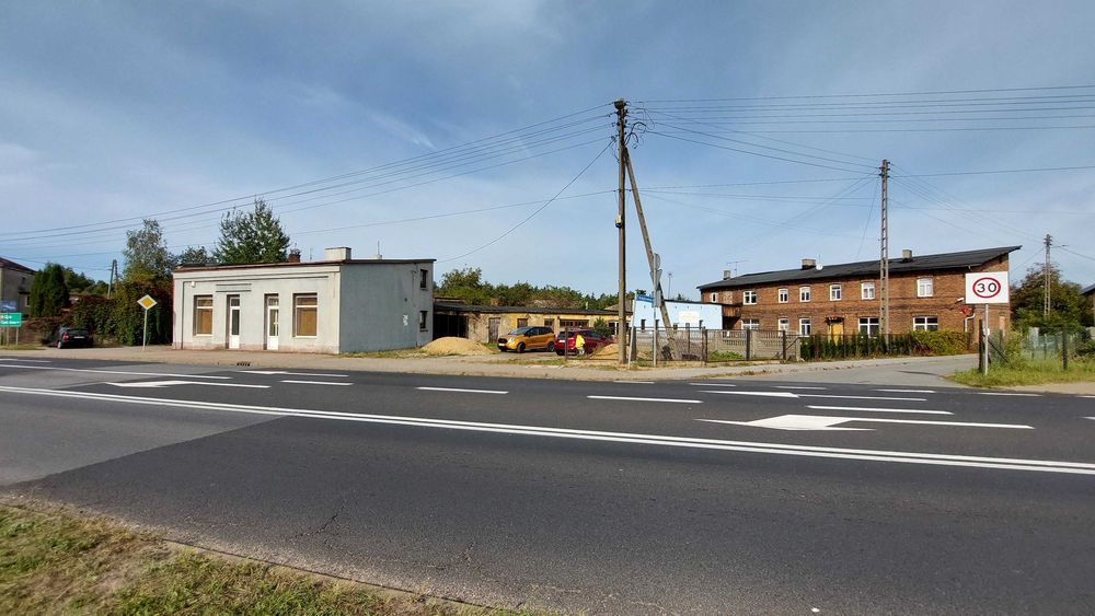 Dom , pawilon handlowy, warsztat, Częstochowa Blachownia, (pod inwestycję) Uwaga niższa cena !