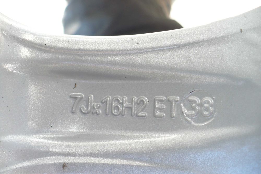 Felgi Aluminiowe ANZO 5X114,3 7XJ16" ET38 Oryginał Komplet