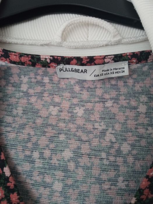 Sukienka Pull & Bear XS kwiaty Zara