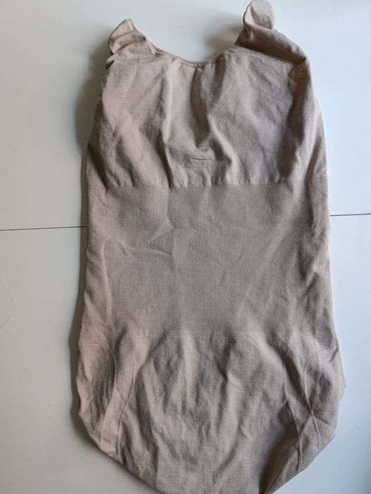 Wyszczuplające body M and  S rozm 12-14 Nowe!