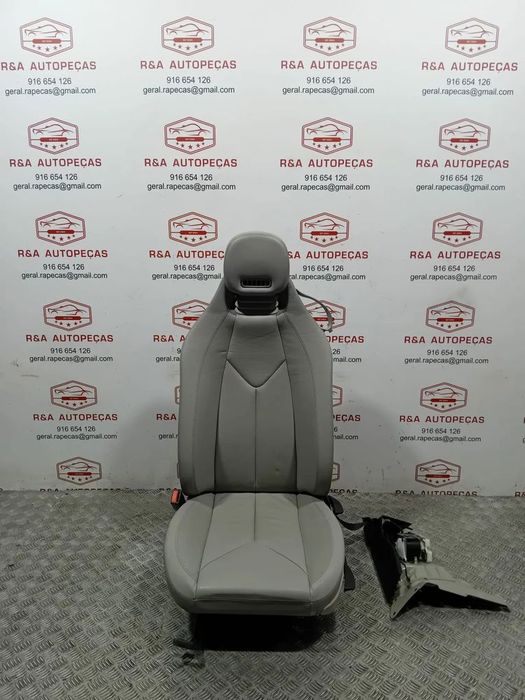 Conjunto de Bancos Mercedes SLK 171 Elétricos em Pele Original