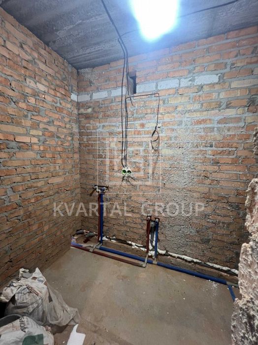 Продаж 1 кім квартири з частковим ремонтом, ЖК Континент Рей