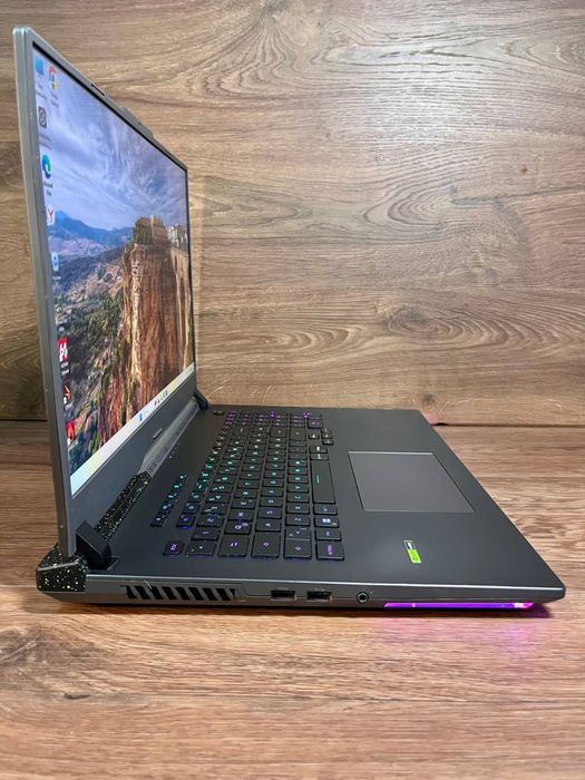 Asus Rog Strix 17 RTX4060