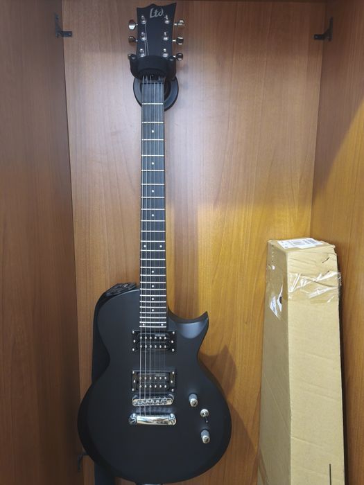 Електрогітара ESP LTD EC-10