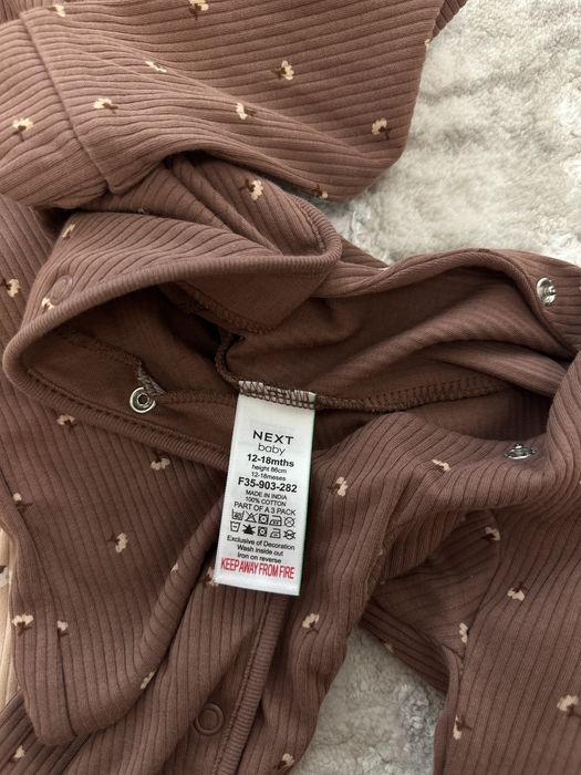 Дитячий одяг гарному стані