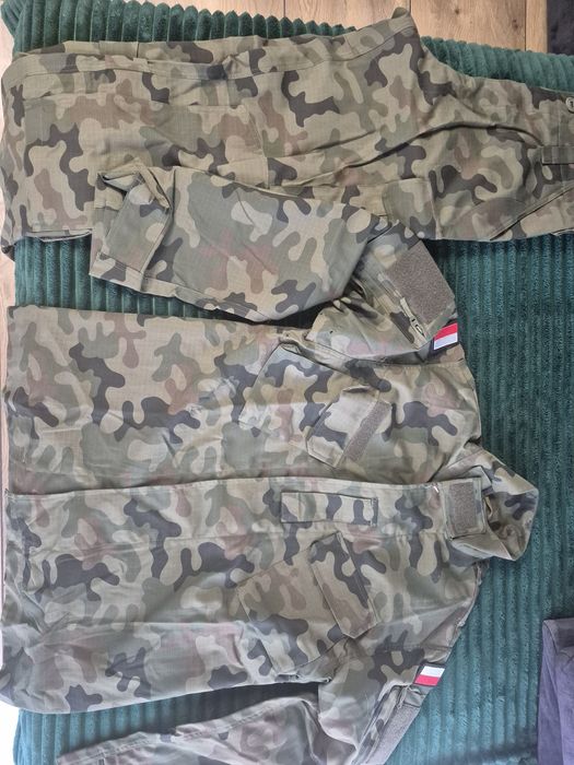 Sprzedam mundur polowy letni wzór 124 L/MON rozm. M/XL