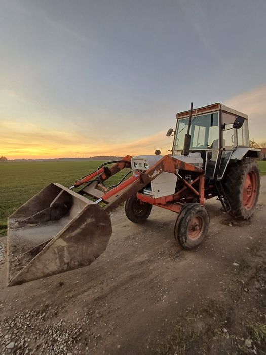 David Brown Case 1210 z turem