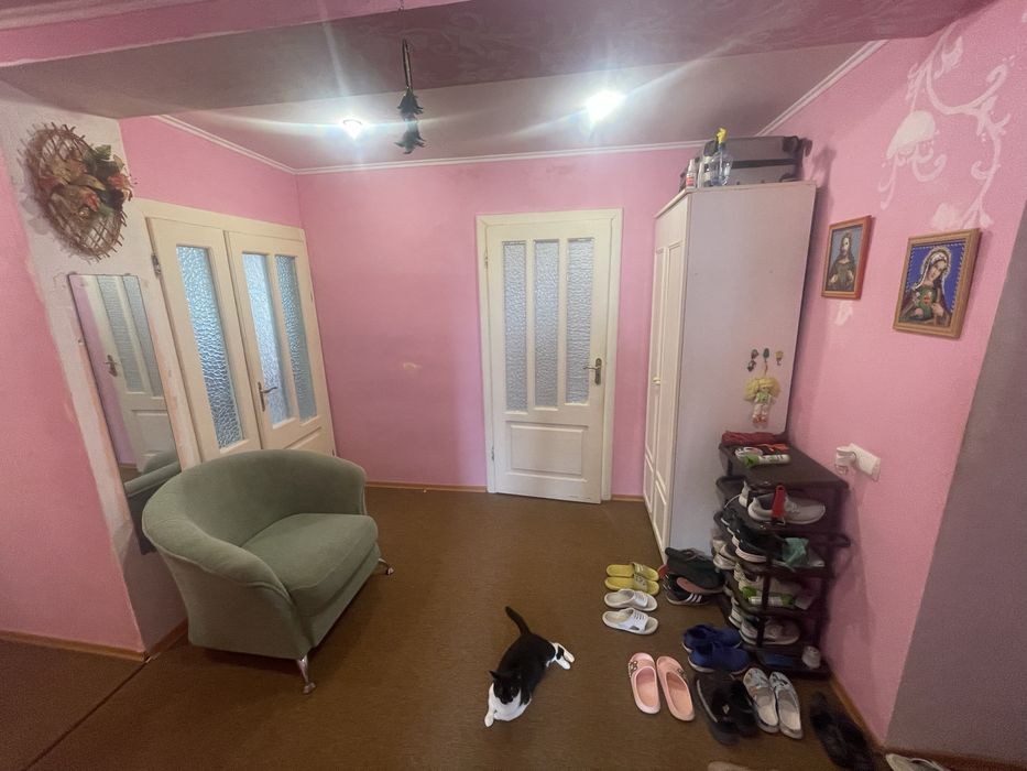 3 кімнатна квартира. Смт.Чинадієво