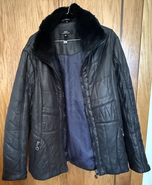 Blusao Alcochoado com gola em pelo