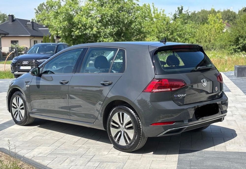 Volkswagen E-golf 2019