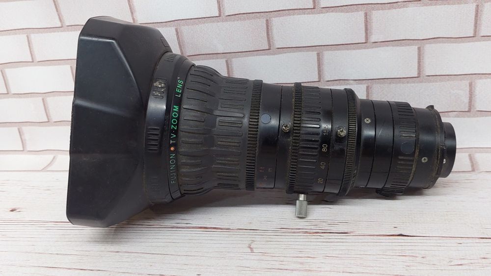 Объектив Fujinon TV Zoom Lens 1:2.1/10-155mm.