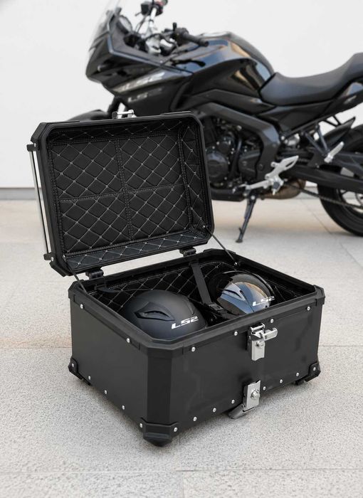 Top Case em Alumínio Preta / Mala para Moto / Novas