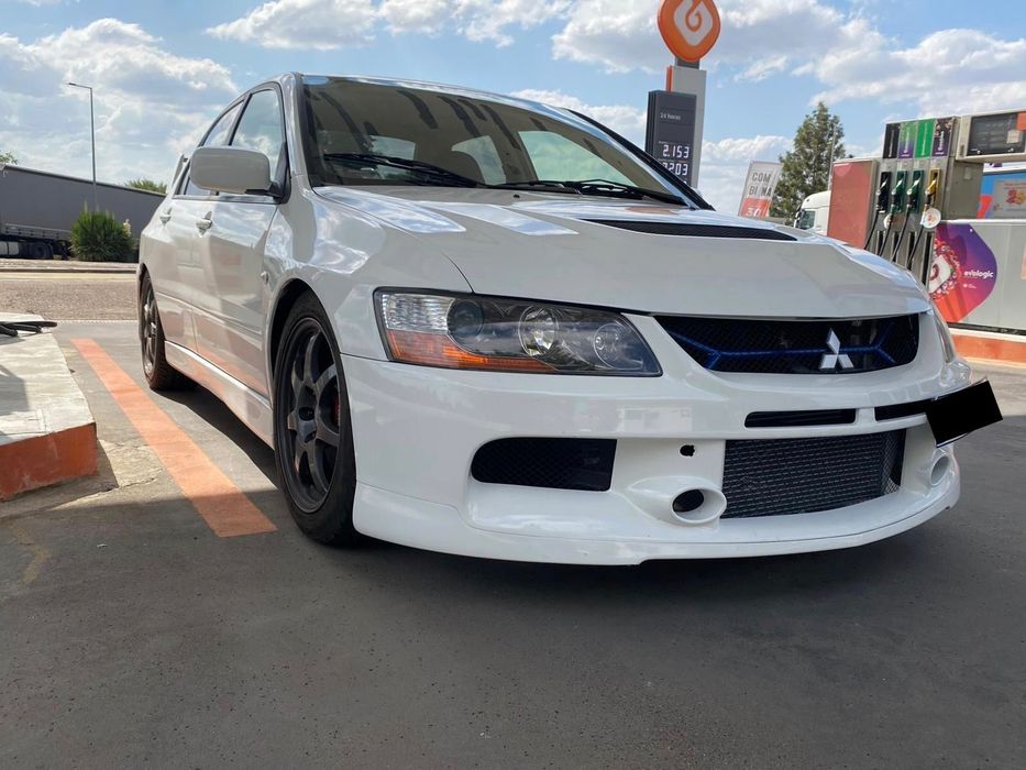 Mitsubishi Lancer Evolution IX