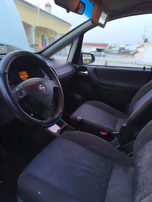 Zafira 2.0 *preço negociável*
