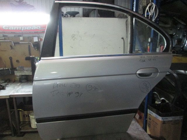 Porta trás esquerda BMW 5 (E39)