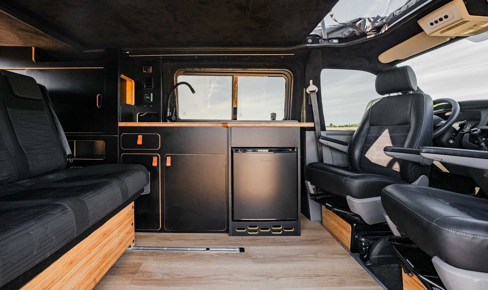 Kompleksowe zabudowy kempingowe, wszystkie auta dostawcze i terenowe